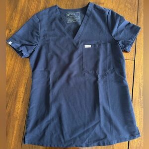 FIGS Catalina basic one pocket scrub top EUC navy size XS